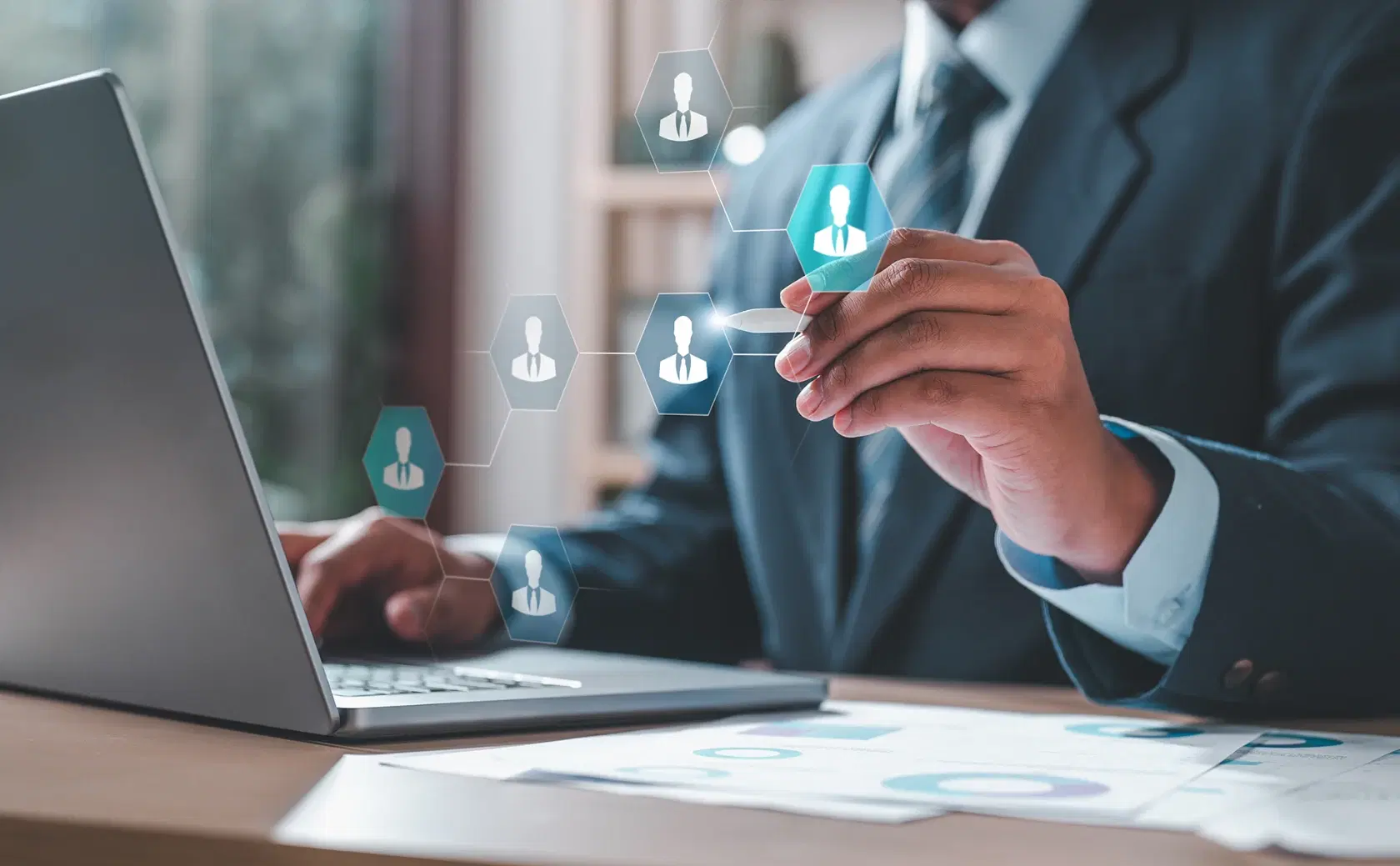 企業がSNSマーケティングに取り組む意味とは？